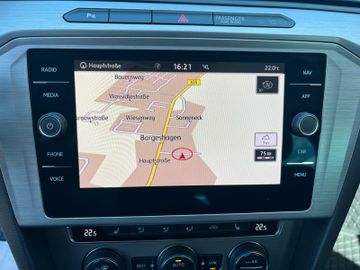Volkswagen Passat Variant - 11