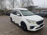 Kia Carnival HI-Limousine President  - Kia Carnival: Kleinbus