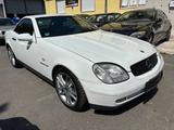 Mercedes-Benz SLK 200 - weiße Mercedes-Benz SLK 200