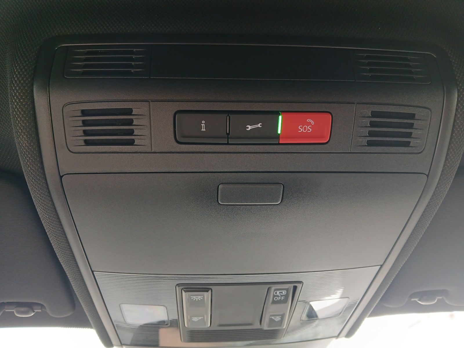 Fahrzeugabbildung Volkswagen Taigo Life TSI DSG IQ.Light ACC SHZ RearView 17"