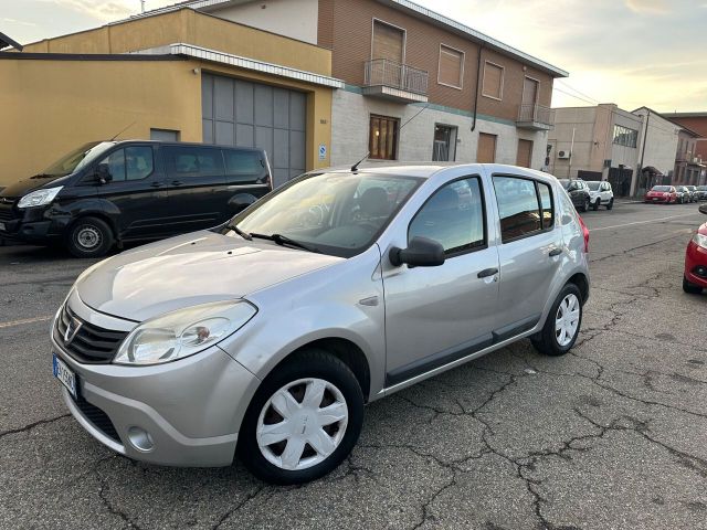 Dacia Sandero 1.2 16V GPL 75CV