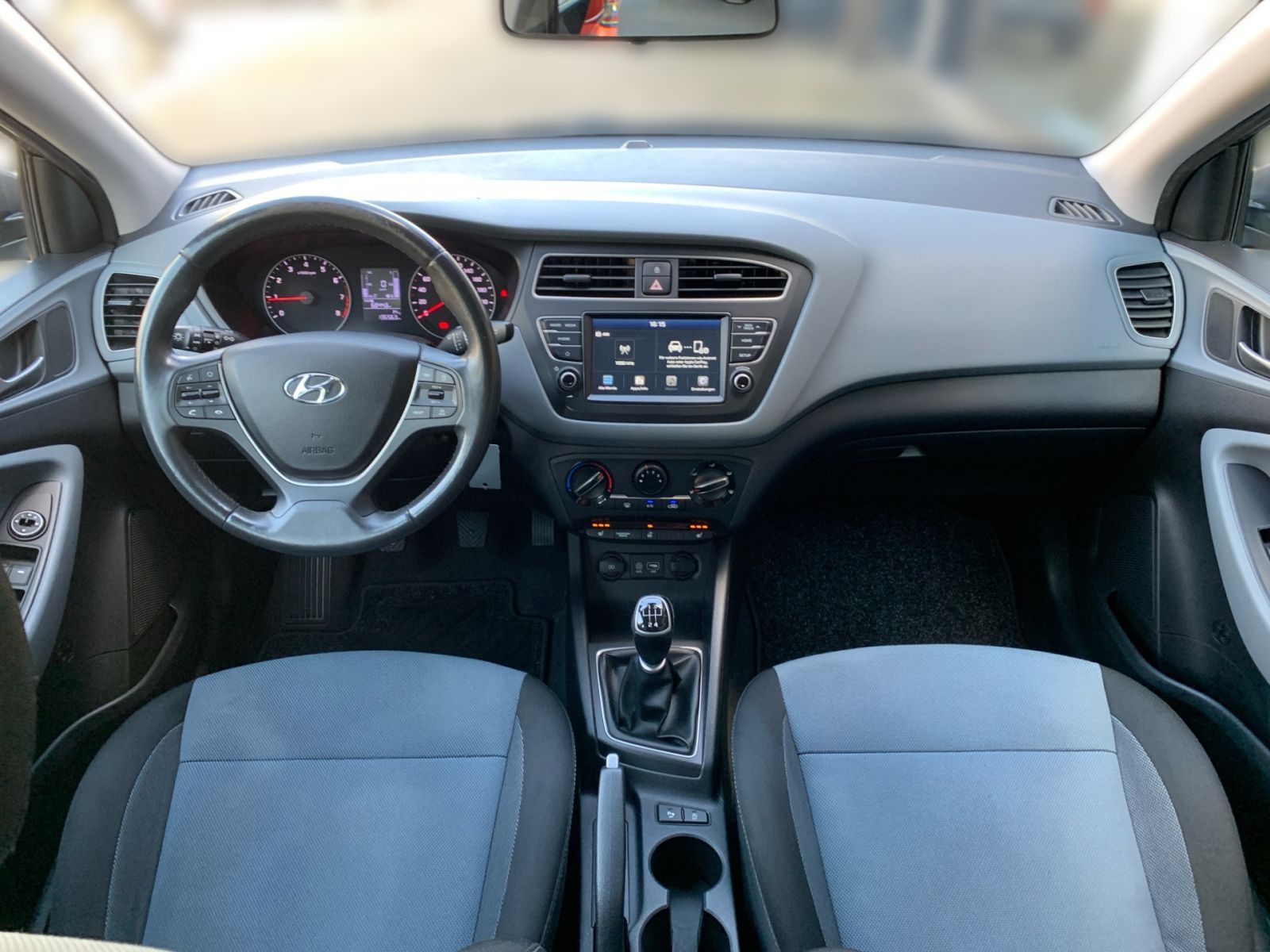 Fahrzeugabbildung Hyundai i20 1.0 Trend blue Kamera Sitzheizung