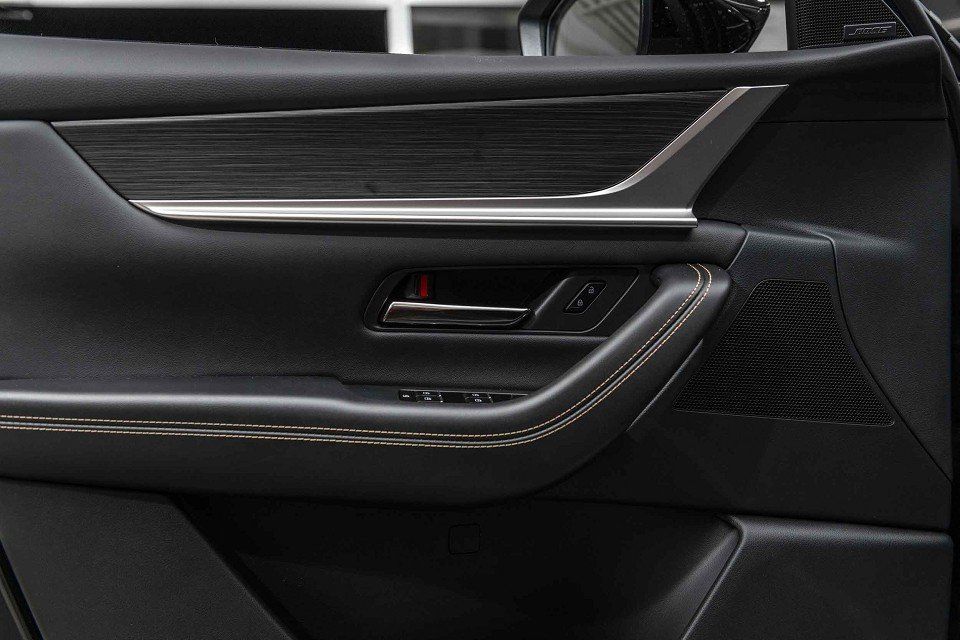 Fahrzeugabbildung Mazda CX-80 Plug-in Homura Plus