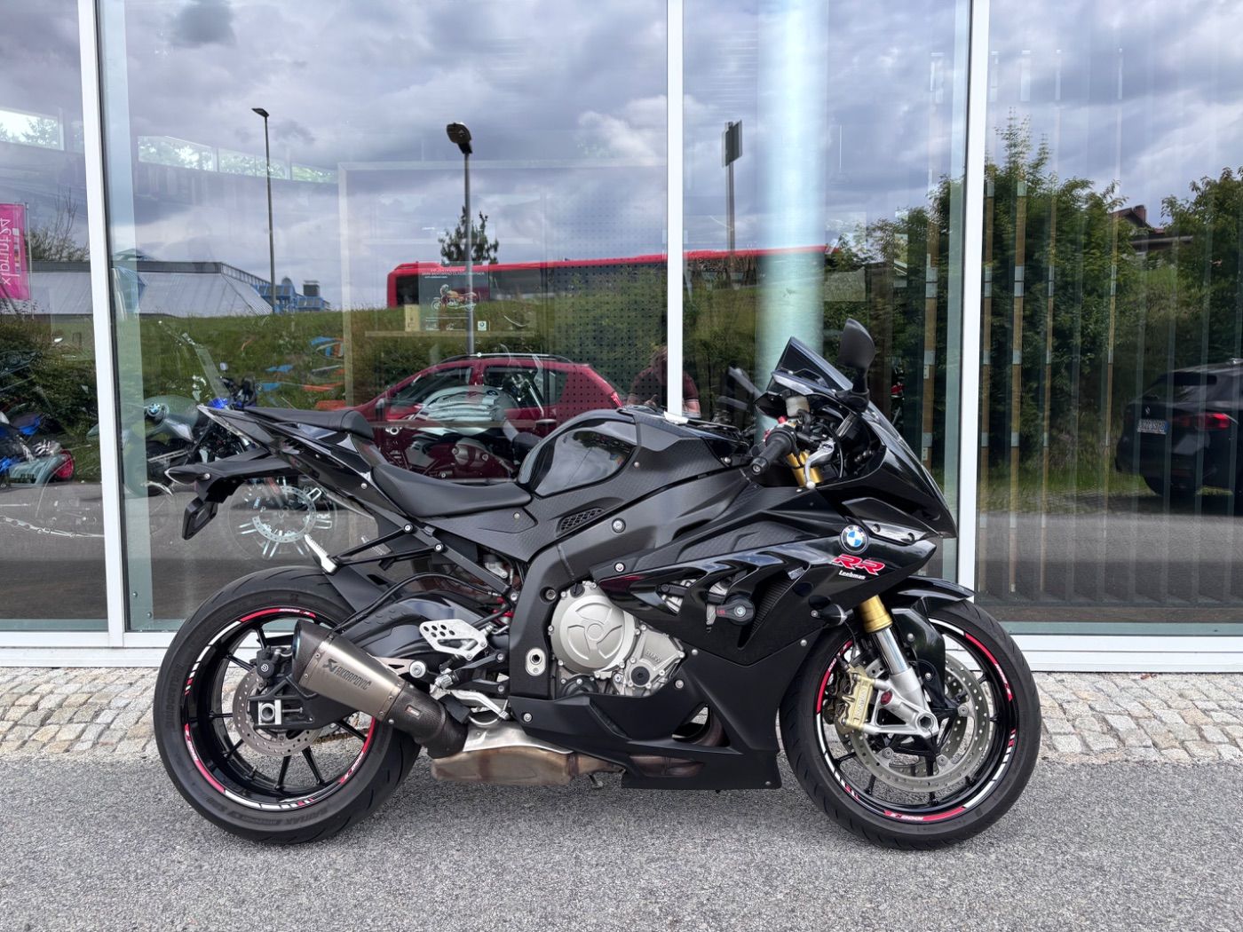 Fahrzeugabbildung BMW S 1000 RR K 46, Akrapovic, Windschild getönt,