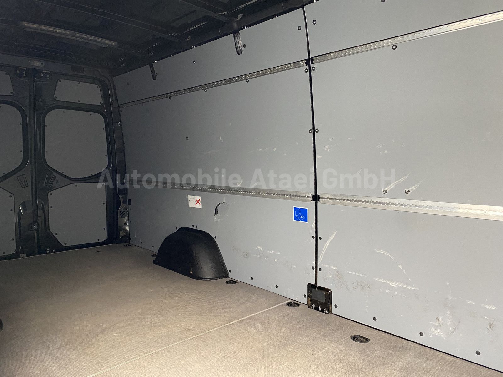 Fahrzeugabbildung Mercedes-Benz Sprinter 317 Automatik MAXI+ AHK 3,5t (3755)