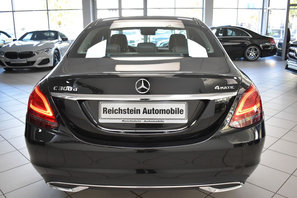 Mercedes-Benz C 300 d 4M 15 T/KM DISTR TOTW SPUR UNFALLFREI