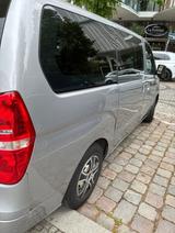 Hyundai H-1 Automatik / 8-Sitzer / Kamera /Travel / 2,5L - Hyundai H-1 Gebrauchtwagen in Berlin