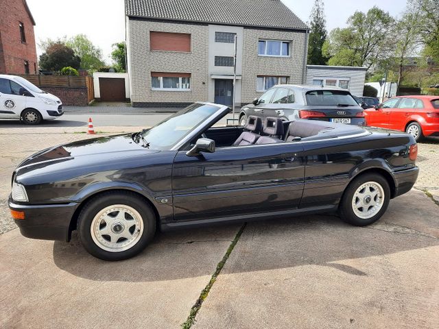 Audi Cabrio legendärer 2,3 NG Motor erst 7...