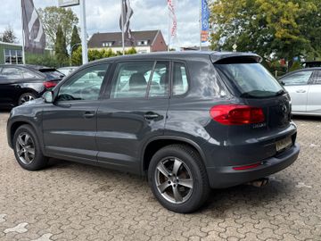 Volkswagen Tiguan - 4