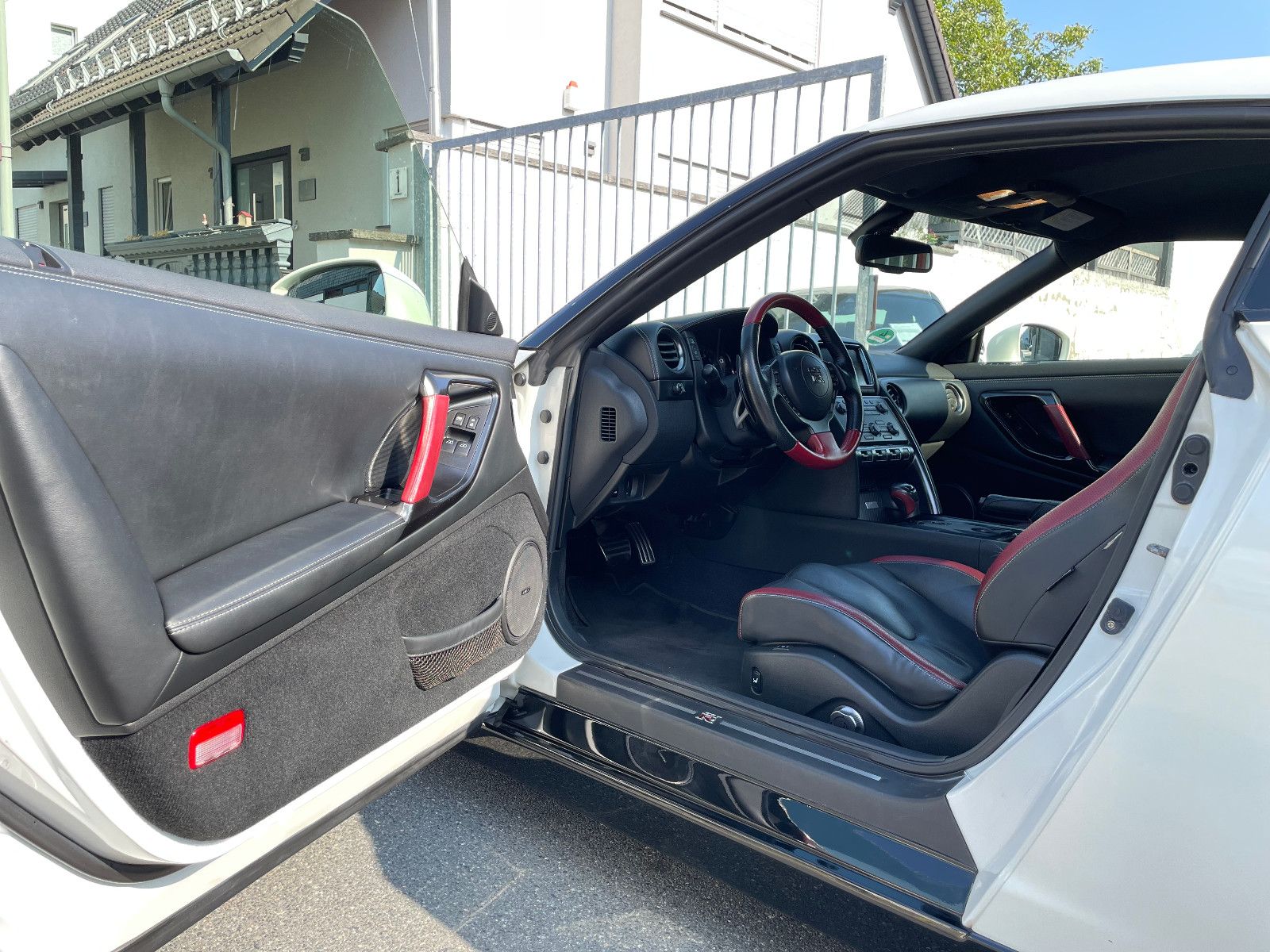 Fahrzeugabbildung Nissan GT-R Black Edition |Kamera|Navi|Bose|21"|Xenon