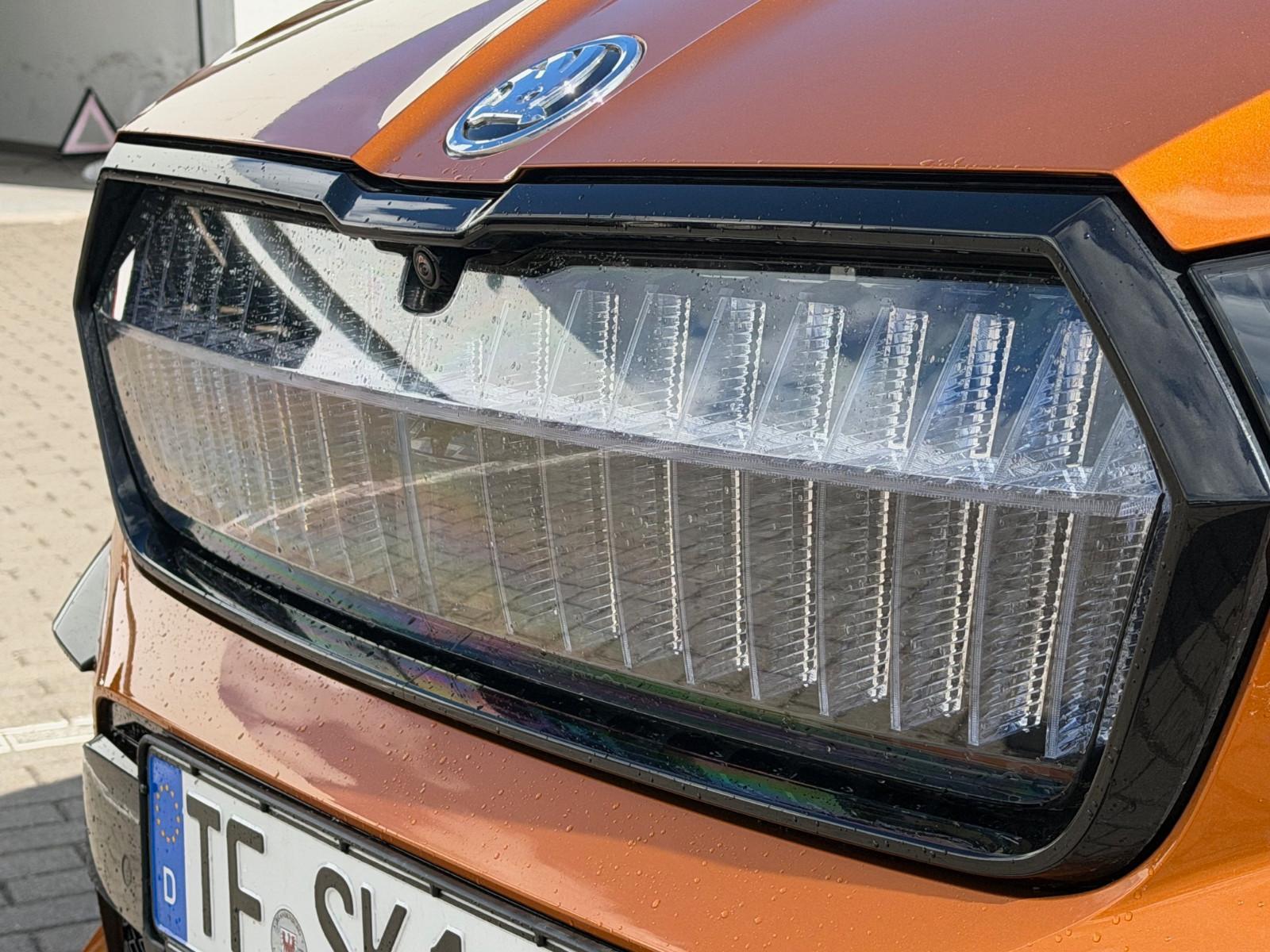 Skoda Enyaq RS*ACC*SZHZNG*NAVI*360°*CARPLAY*AMBIENTE*