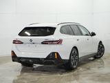 BMW i5 eDrive40 Touring M Sport + GARANTIE-bis-03.30 - BMW: 4.0
