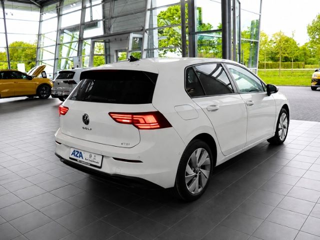 Volkswagen Golf VIII 1.5 eTSI Life DSG Keyless|Kamera|Sitzh foto 6