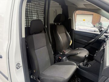 Volkswagen Caddy - 12