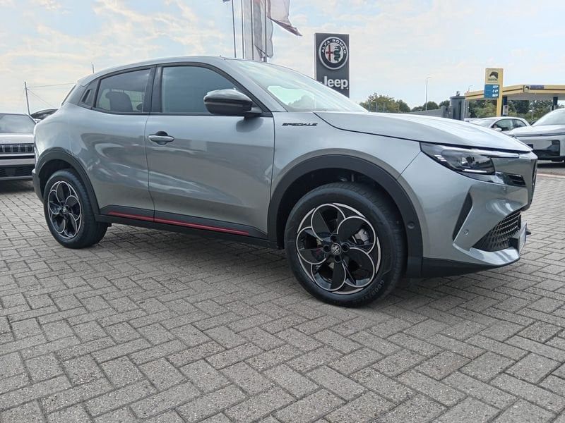 Alfa Romeo Junior Ibrida 1.2 145CV Hybrid eDCT6  imagem 3