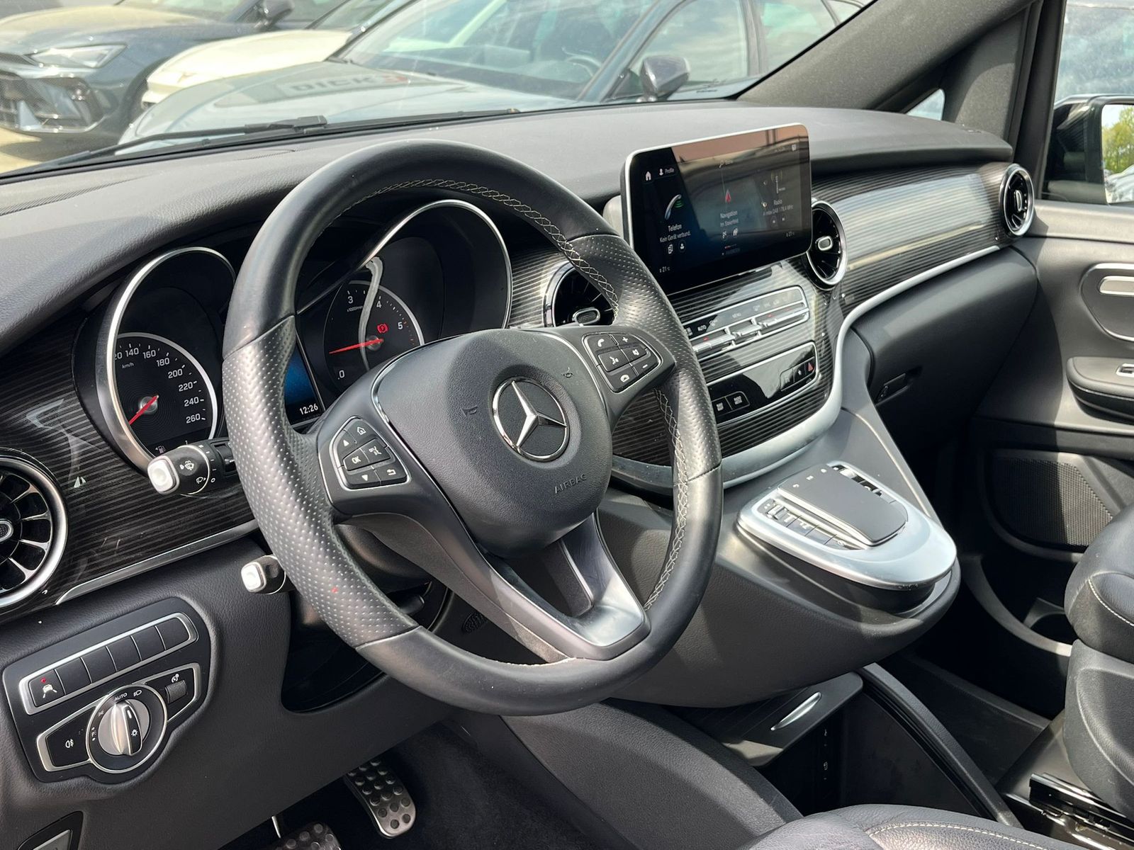 Fahrzeugabbildung Mercedes-Benz V 250 d EDITION 21 kompakt AMG NIGHT*LED*LEDER