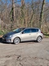Toyota Auris Hybrid Executive 1,8-l-VVT-i Executive - Toyota Auris in Düsseldorf