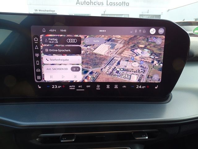 Q3 35 TFSI S-tronic S Line / Tech Plus