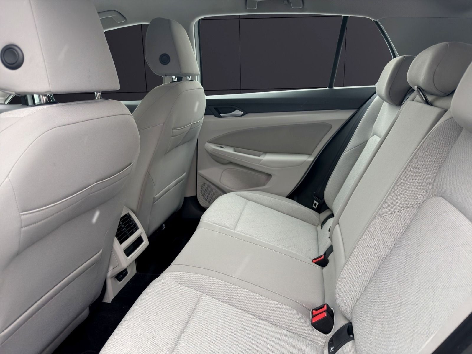 Volkswagen Golf VIII Life eTSI DSG/LED/PDC/ACC/AMBIENTE foto 11