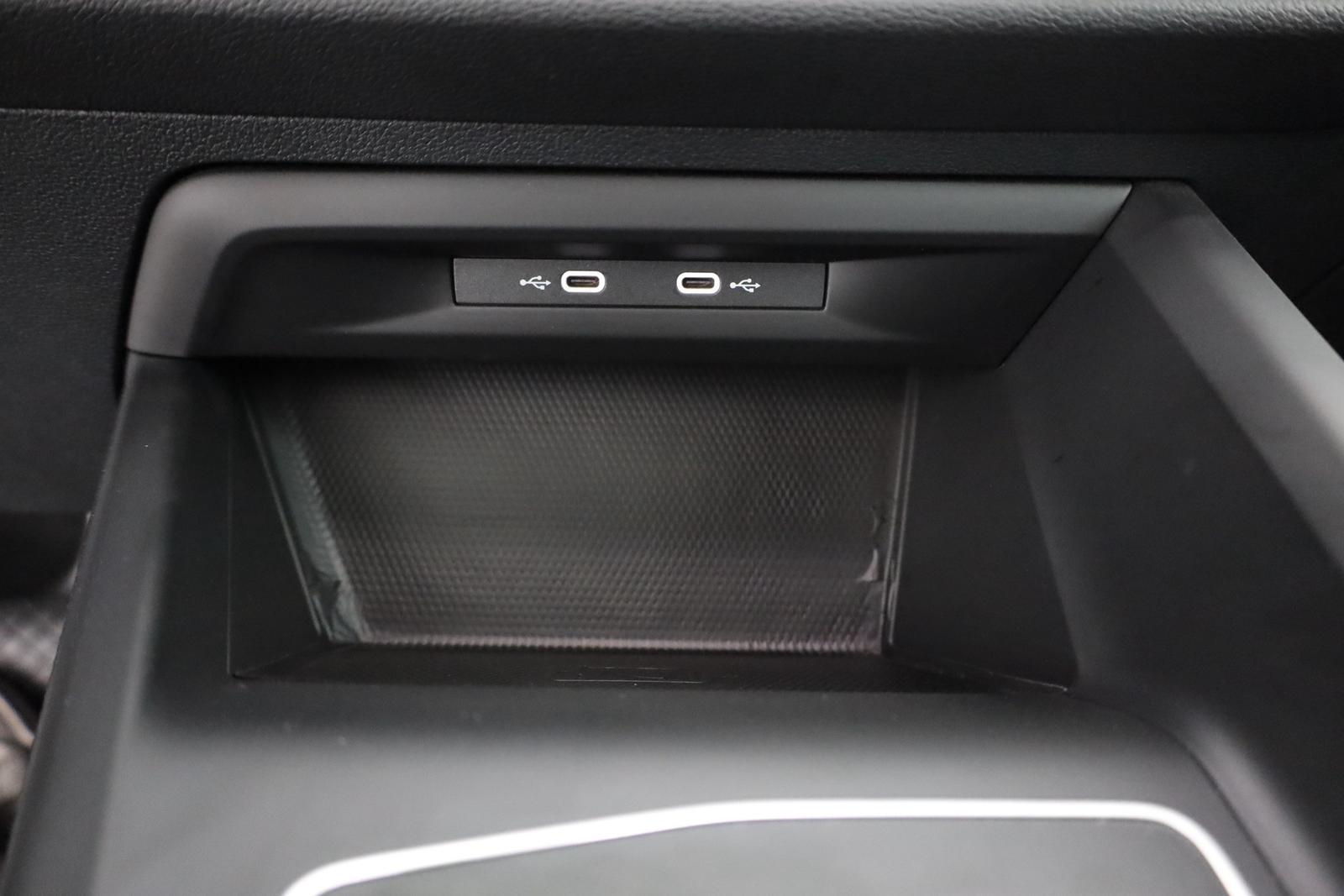Volkswagen Golf VIII 1.0 eTSI DSG LED Navi ACC DAB, миниатюра 12