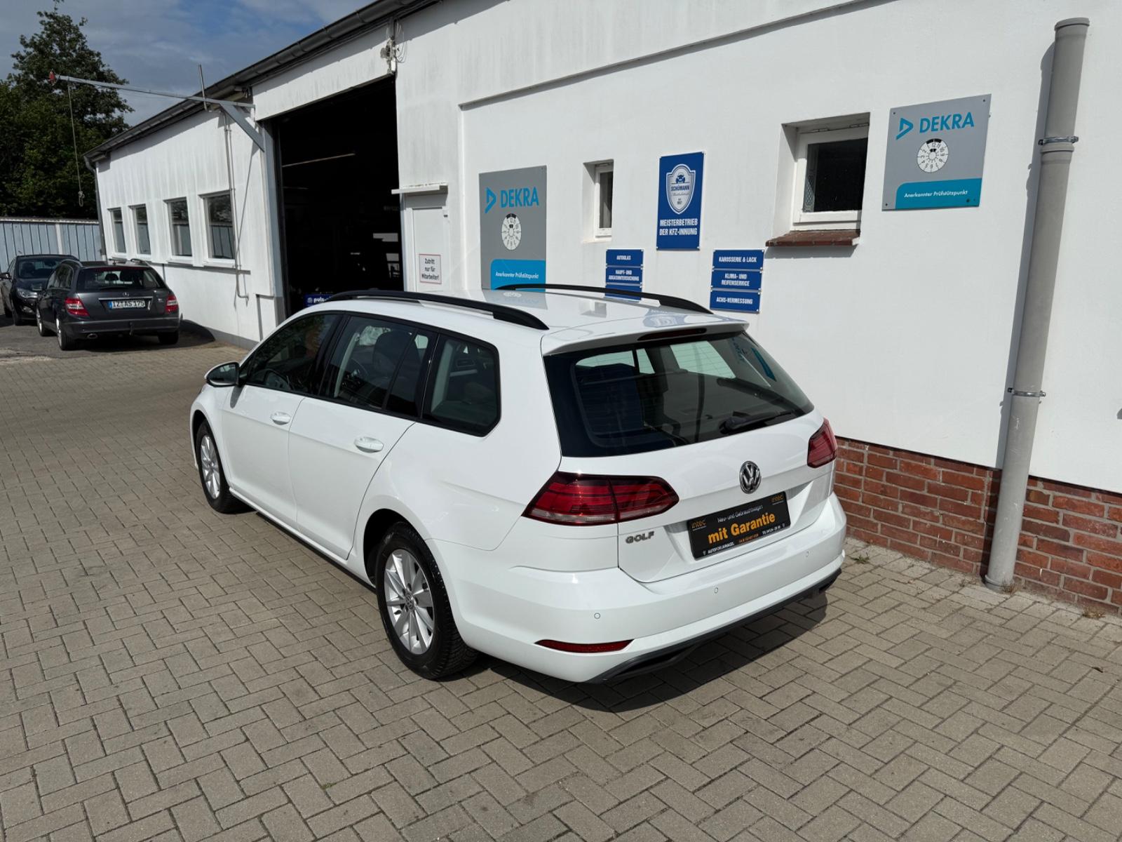 Volkswagen Golf VII Variant 1.0 Trendline