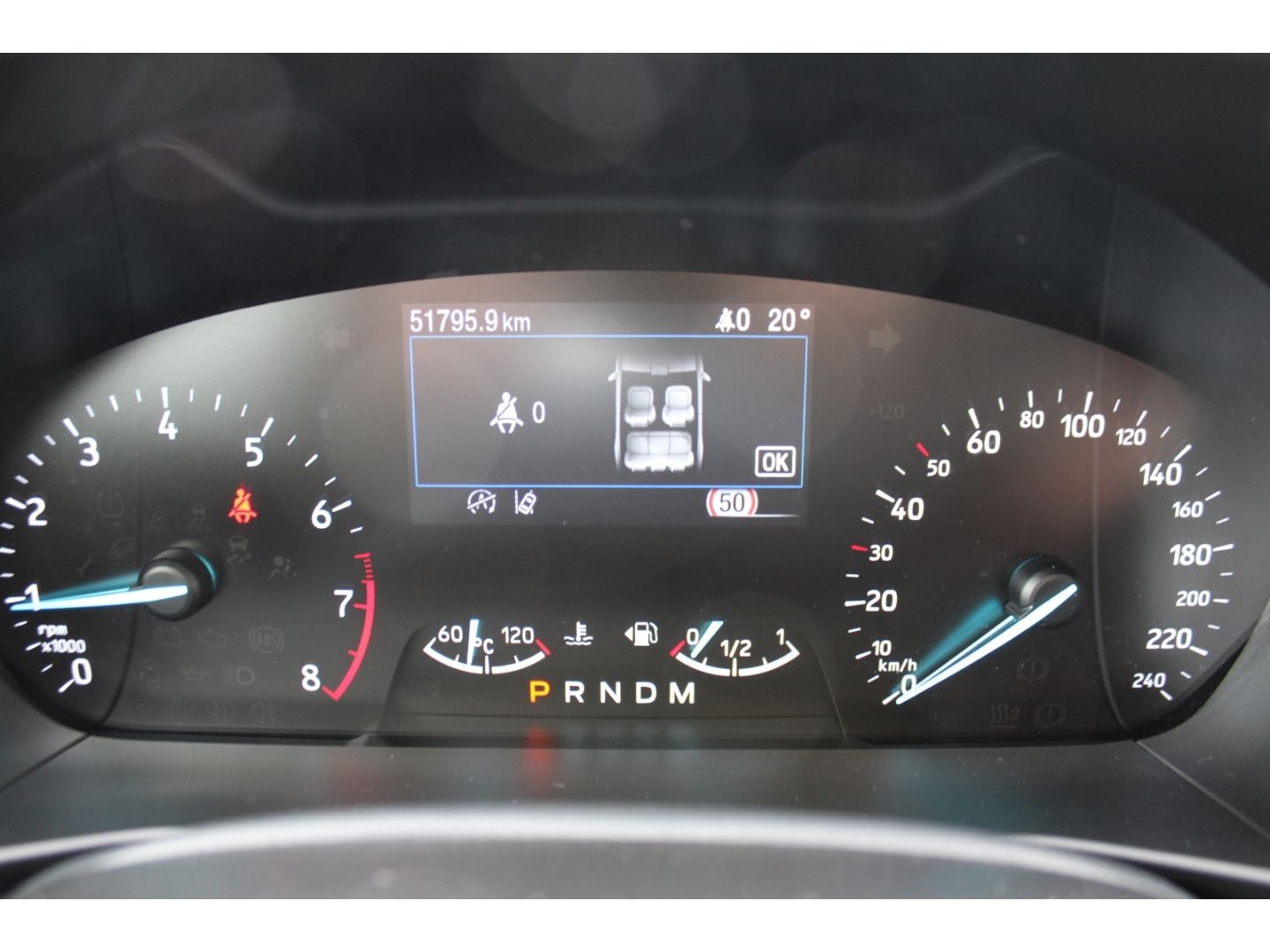 Fahrzeugabbildung Ford Focus Turnier Vignale ACC LED TWA Pano AHK RFK W