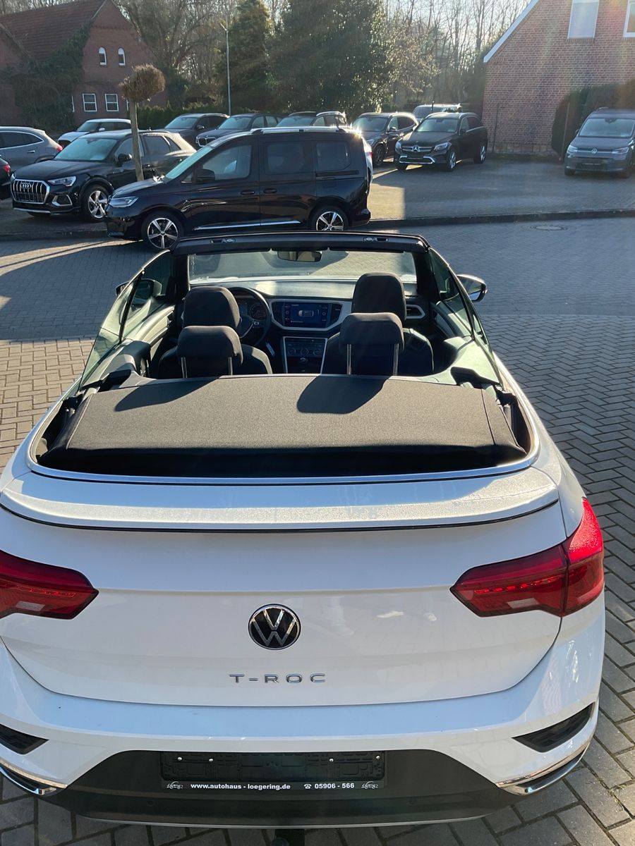 Fahrzeugabbildung Volkswagen T-Roc Cabriolet 1.5 TSI Style,AHK,GJR,ACC