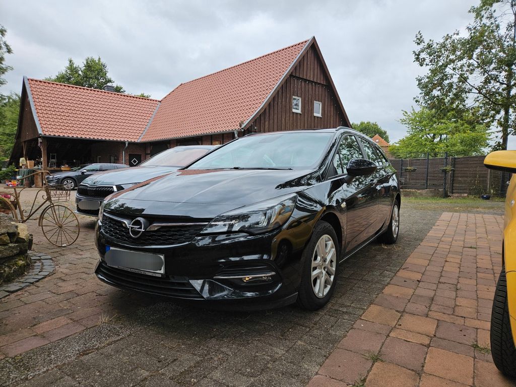 Image of Opel Astra