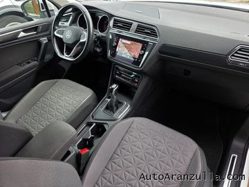 Volkswagen Tiguan - 9