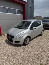Suzuki Splash,Klimaanlage,TÜV/AU-NEU!!! - silberne Suzuki Splash
