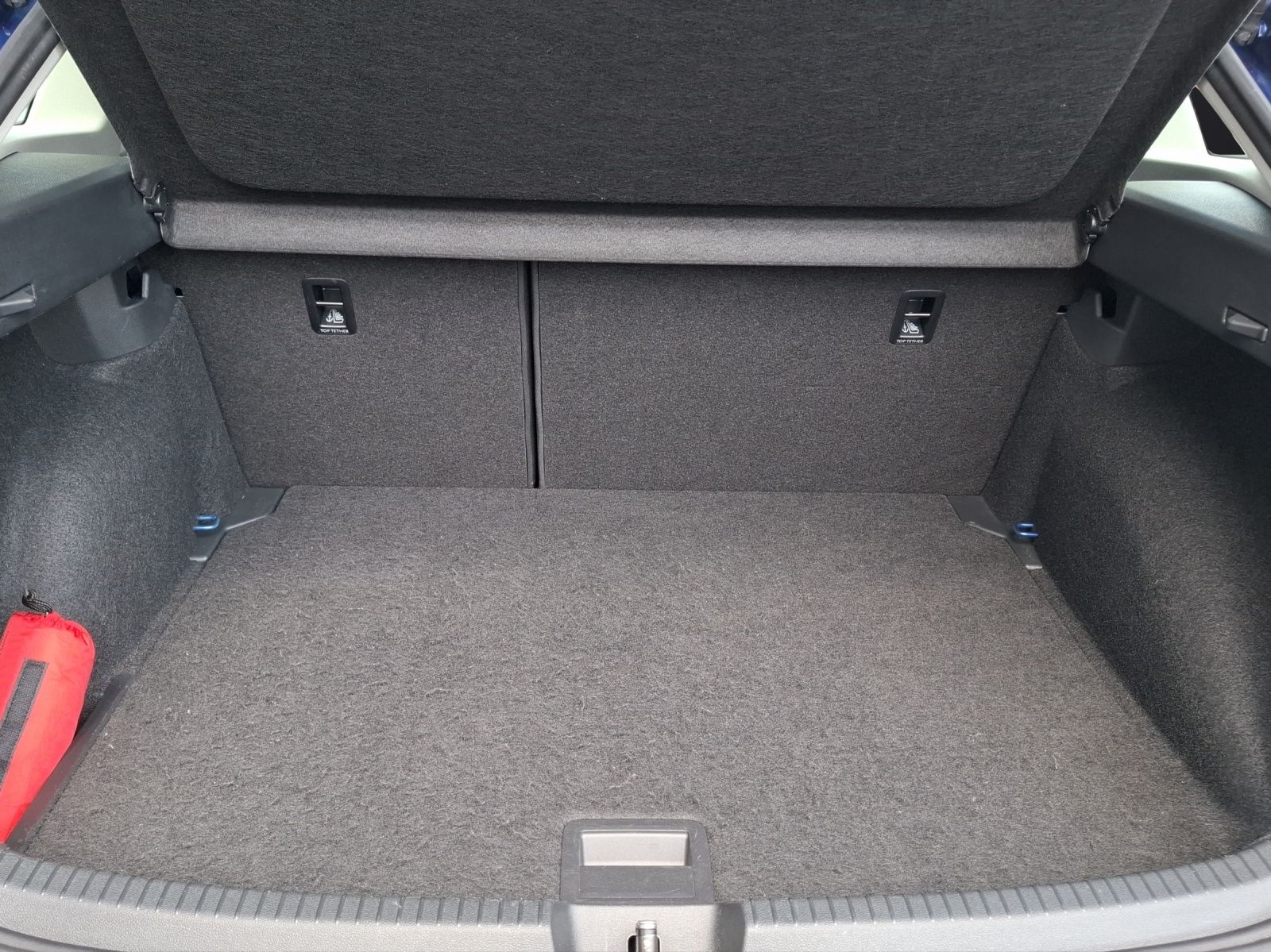 Fahrzeugabbildung Volkswagen Taigo TSI Style Matrix Navi AID ACC PDC SH 17"