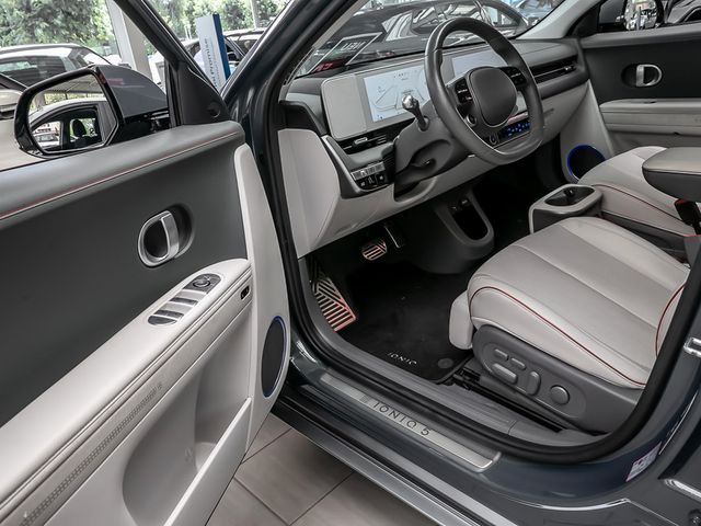 Hyundai Ioniq 5 Uniq Elektro Autobahnassistent BOSE