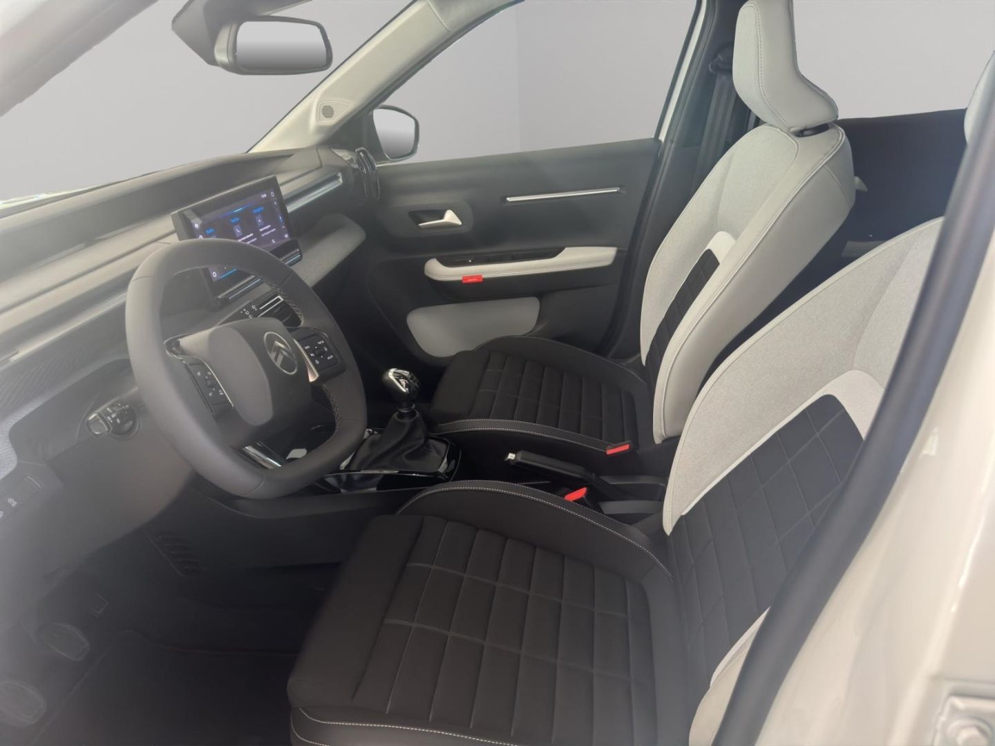 Fahrzeugabbildung Citroën C3 Turbo 100 MAX HUD Navi Soundsystem LED Apple