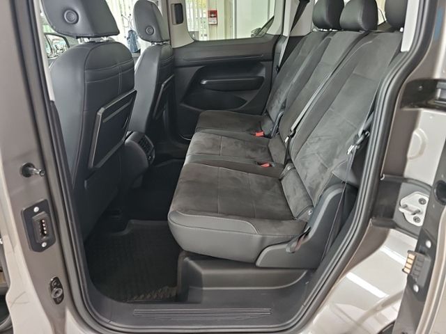 Fahrzeugabbildung Volkswagen Caddy Style 1.5 TSI DSG LED PANO STANDHZ LM17 AH