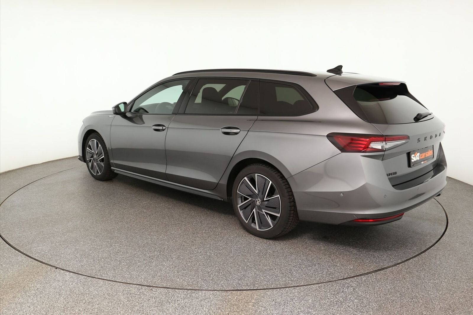Skoda Superb 2.0 TSI Sportline|HUD|PANO|AreaView|AHK foto 5