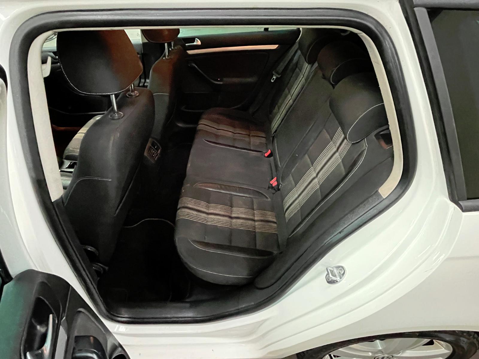 Volkswagen Golf 2013 — photo 21