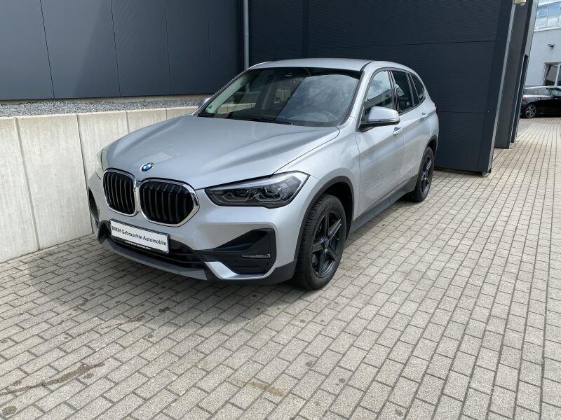 BMW X1 sDrive18d AHK/LED/NAVI/ParkAssi/TEMPO/SH