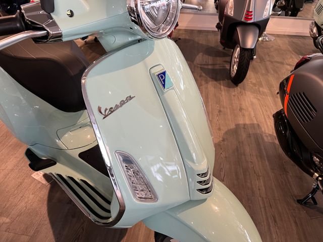 Vespa Elettrica  Elektro 45 Mint Grün Neu Sofort !!!