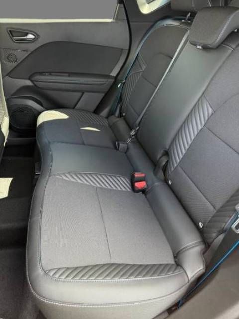Fahrzeugabbildung Renault CAPTUR Esprit Alpine Mild Hybrid 160 EDC