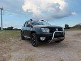 Dacia Duster Blackshadow DCI 4x4 - Dacia Duster: Blackshadow
