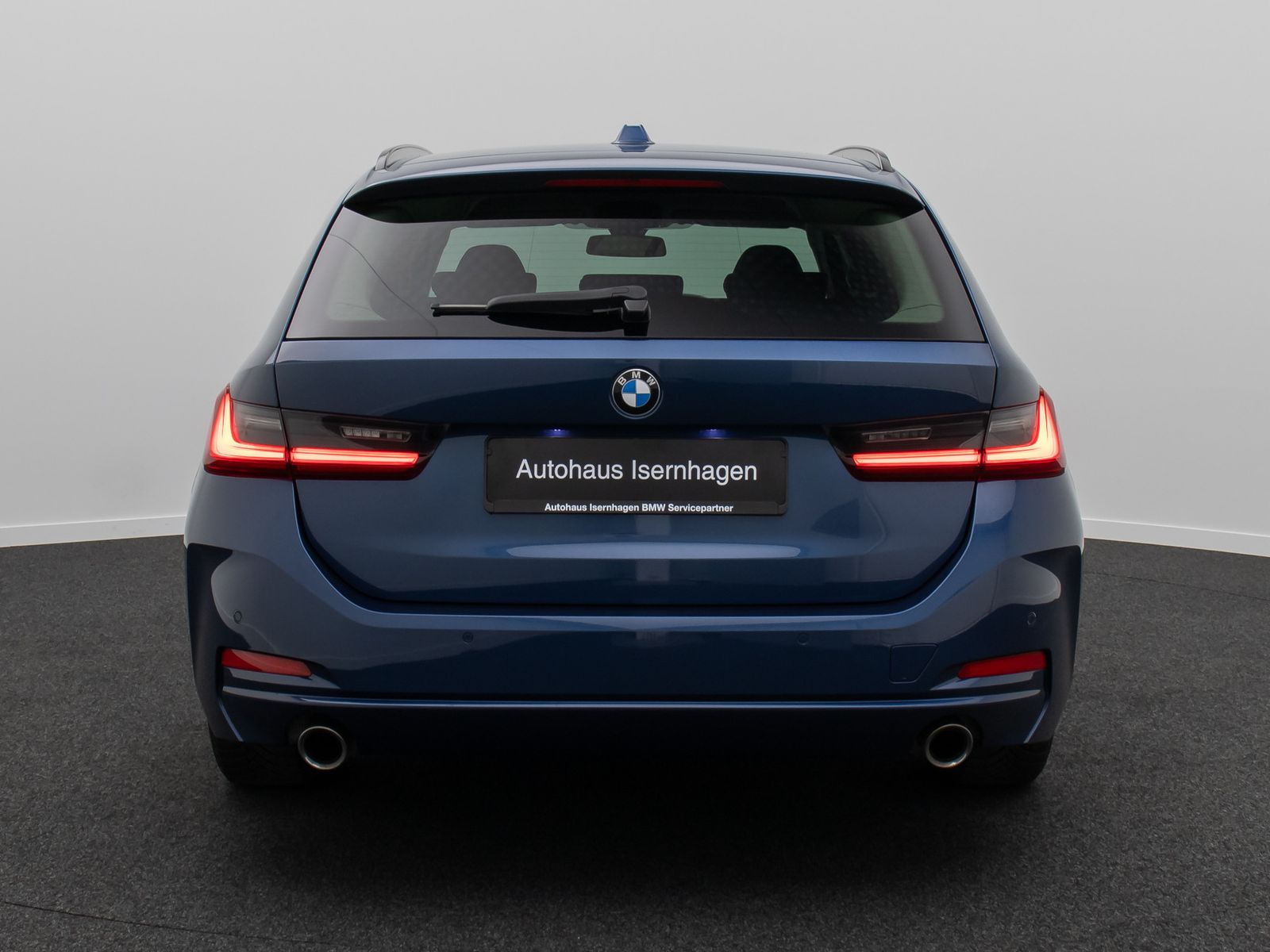 Fahrzeugabbildung BMW 318i  DAB CockPit+ PDC LED Geschwindigkeitsreg.