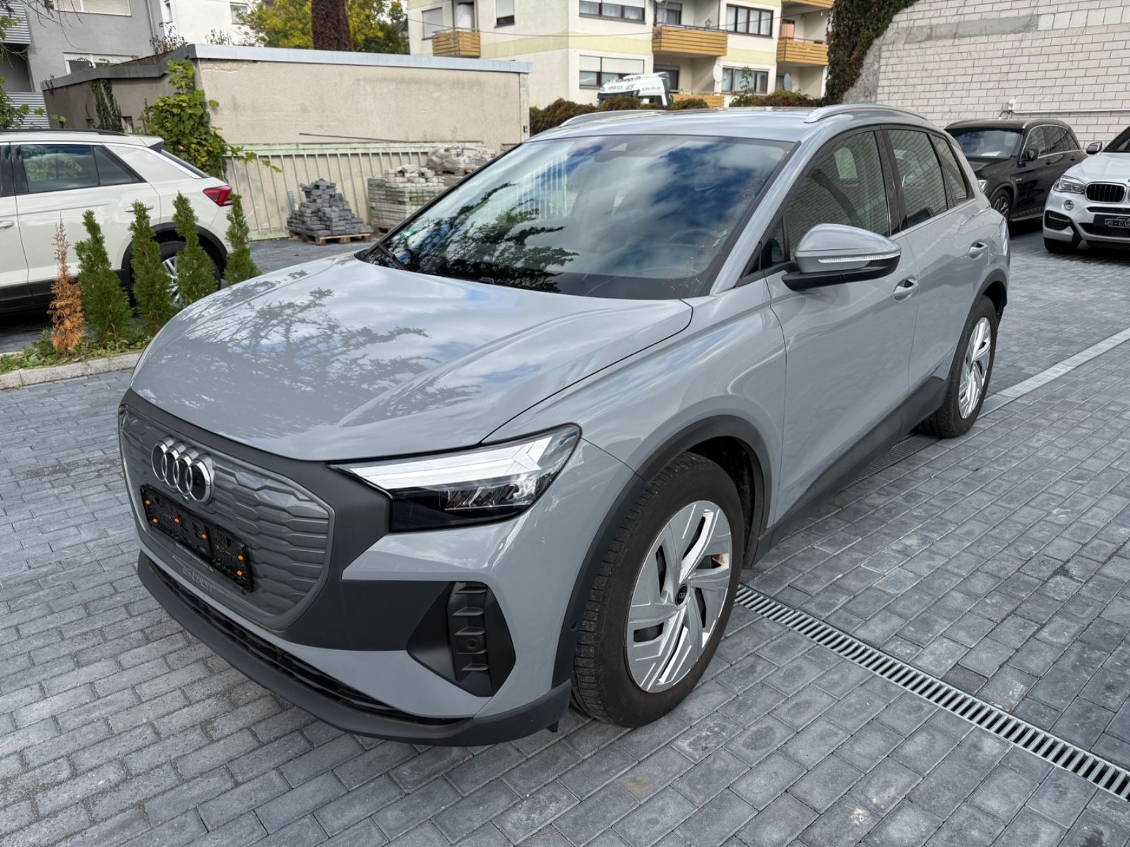 Audi Q4 e-tron 45 e-tron quattro*LED*KAM*NAVI*
