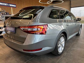 MYAUTOCENTER – Gebraucht- und Jahreswagen mit Werkstattservice in Pfaffenhofen Skoda Superb Combi Style *Bi Xenon*Klima*ACC*