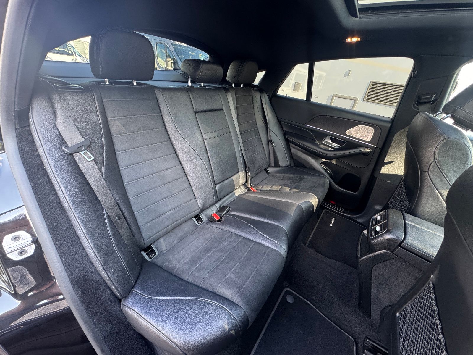 Fahrzeugabbildung Mercedes-Benz GLE 400 d Coupe AMG LINE PANO AIRMATIC 21 ZOLL