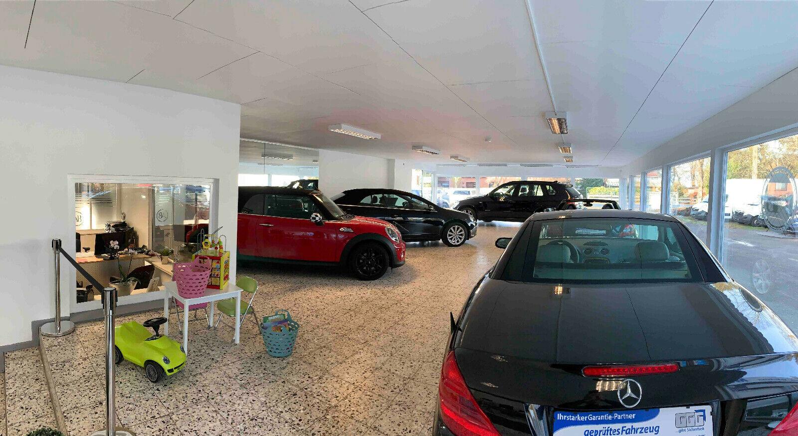 showroom-image-main
