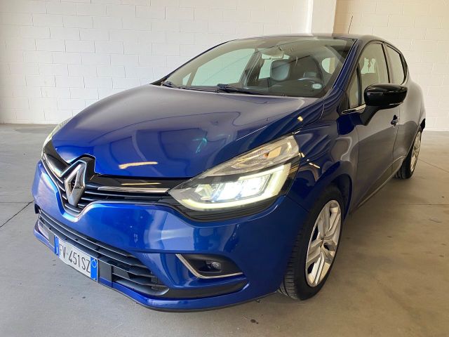 Renault Clio Berlina 1.5 90 CV 5 porte Moschino 