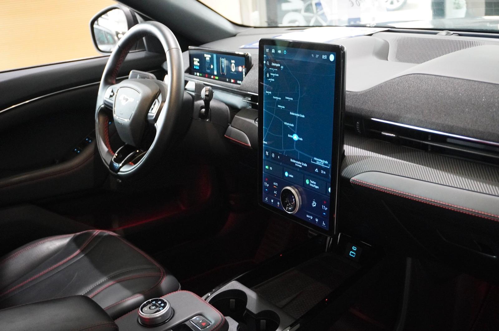 Ford Mustang Mach-E PREMIUM AWD 99KWH NAVI/360°/AHK
