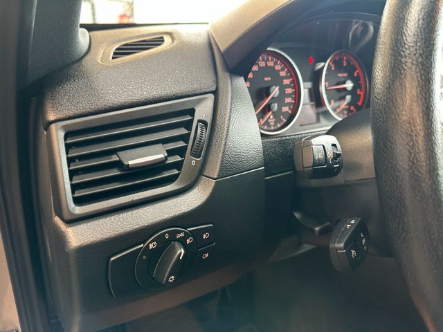 BMW X1 xDrive *KEYLESS*MEMORY*TEMPO*NAV*PDC(CAM)*
