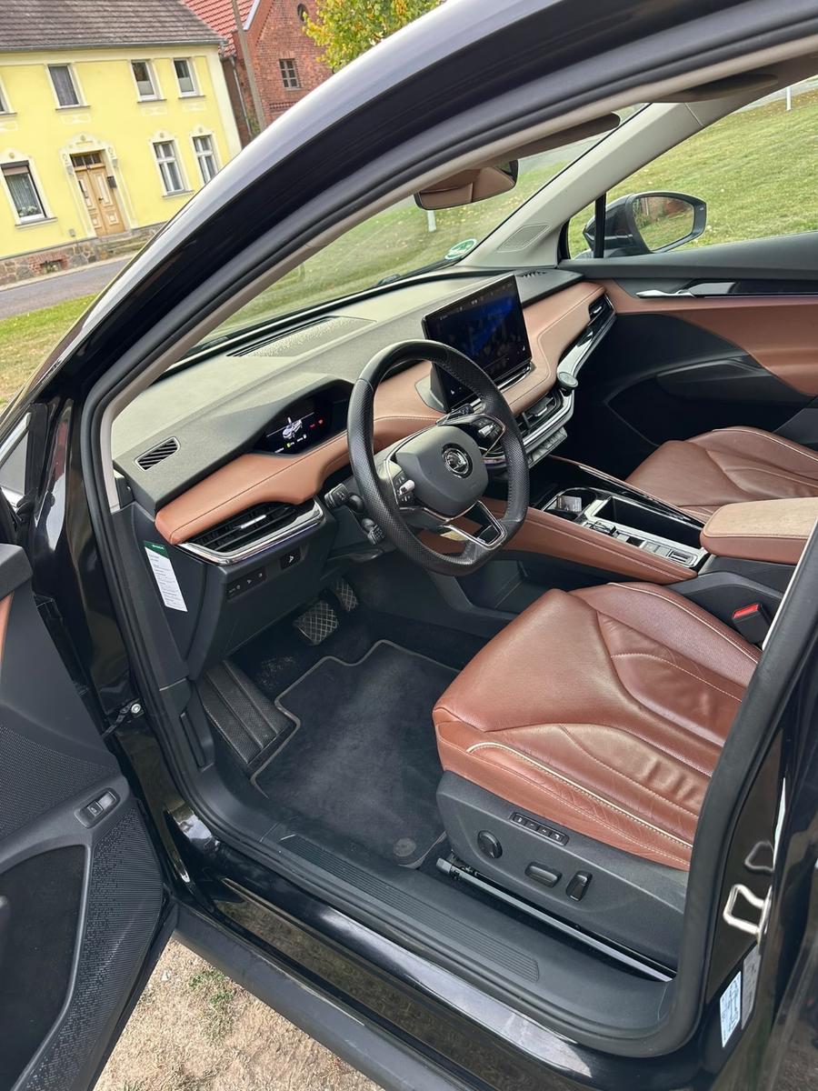 Skoda Enyaq 80 Matrix Leder Side Assist Batterie Zerti
