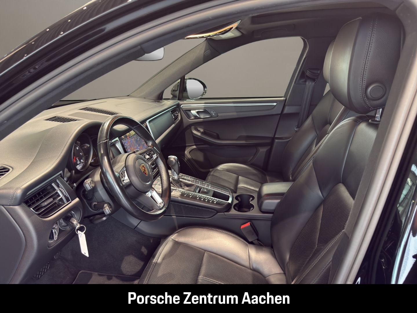 Porsche Macan Luftfederung PASM Approved Unfallfrei 20z foto 11